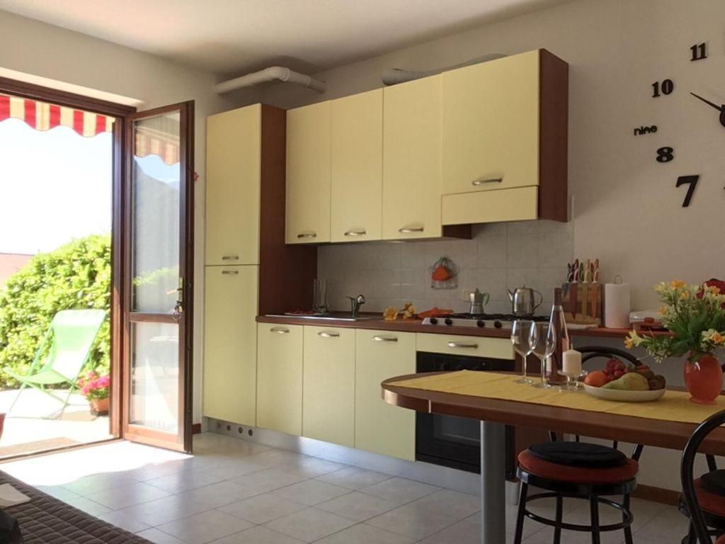 Apartament Irina'S House With View On Like And Swimming Pool Riva di Solto Zewnętrze zdjęcie