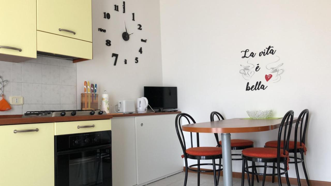 Apartament Irina'S House With View On Like And Swimming Pool Riva di Solto Zewnętrze zdjęcie
