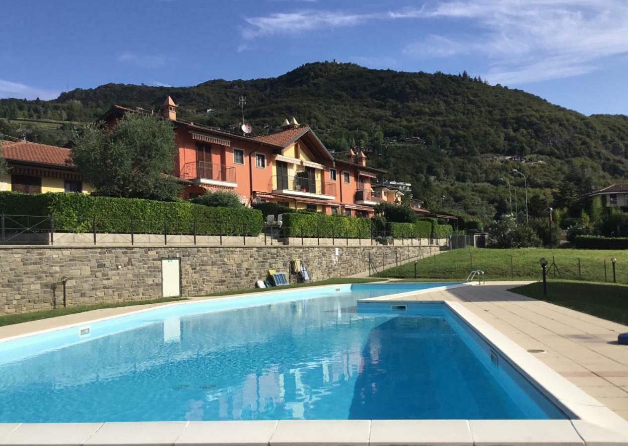 Apartament Irina'S House With View On Like And Swimming Pool Riva di Solto Zewnętrze zdjęcie